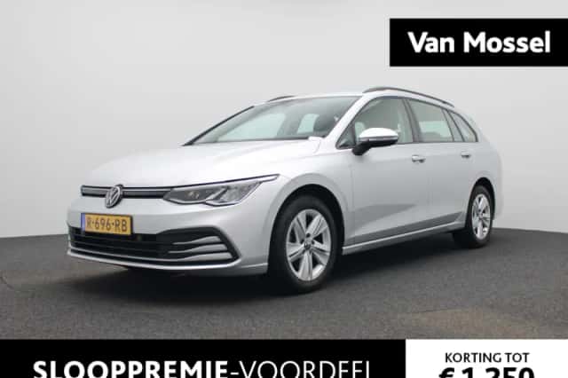 Volkswagen Golf (2022) thumbnail 1