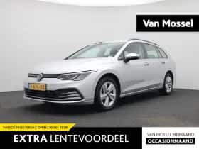 Volkswagen Golf (2022) thumbnail 1