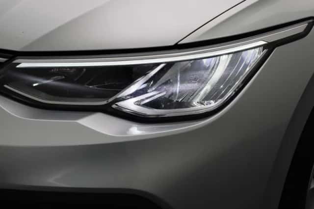 Volkswagen Golf (2022) thumbnail 14