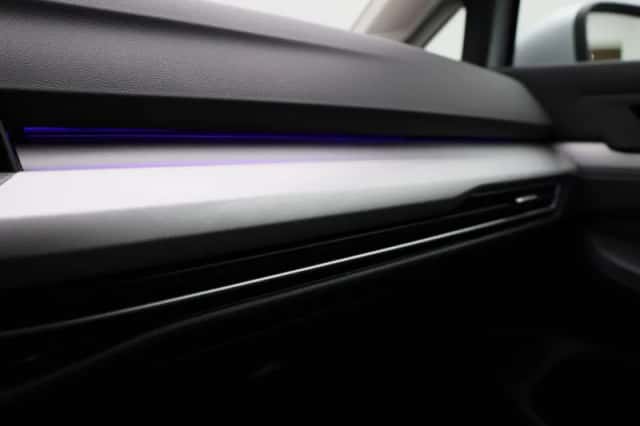 Volkswagen Golf (2022) thumbnail 25