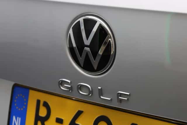Volkswagen Golf (2022) thumbnail 34