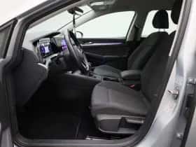 Volkswagen Golf thumbnail 9