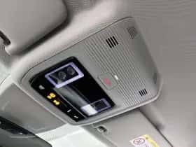 Volkswagen Golf thumbnail 13