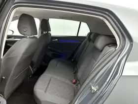 Volkswagen Golf thumbnail 28