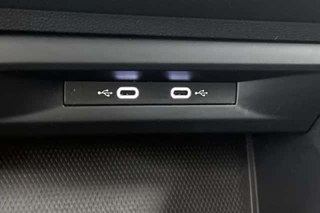 Volkswagen Golf (2020) thumbnail 30
