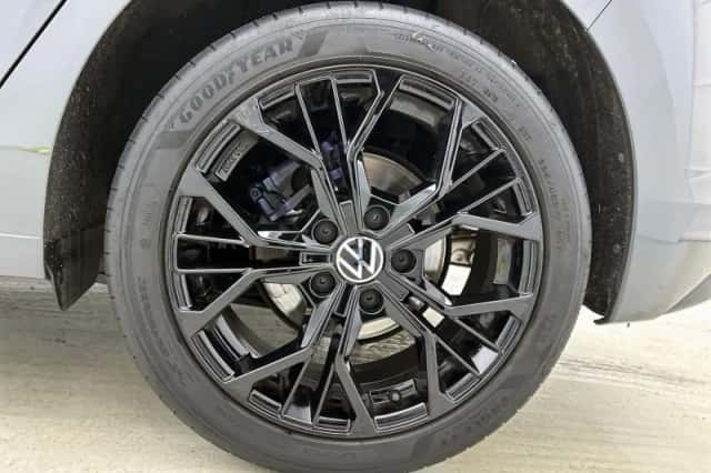 Volkswagen Golf (2020) thumbnail 31