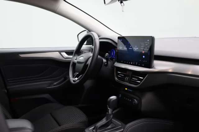 Ford Focus (2023) thumbnail 29