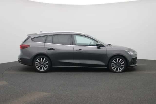 Ford Focus (2023) thumbnail 6