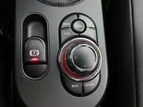 MINI Cooper S thumbnail 9