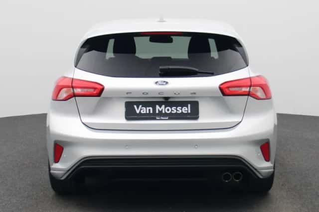 Ford Focus (2020) thumbnail 5