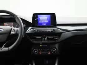 Ford Focus thumbnail 9