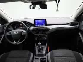 Ford Focus thumbnail 34