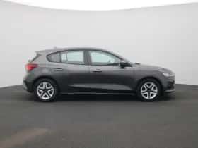 Ford Focus thumbnail 6