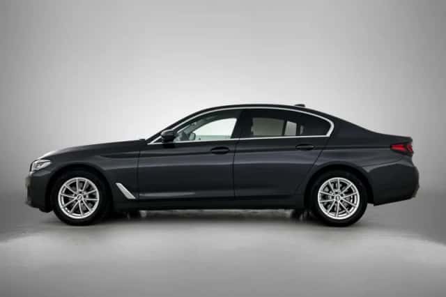 BMW 5-Serie (2021) thumbnail 2
