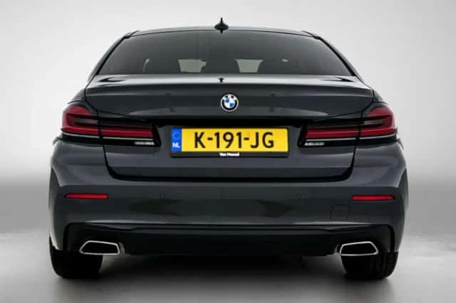BMW 5-Serie (2021) thumbnail 3