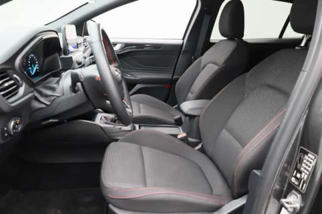 Ford Focus (2020) thumbnail 11