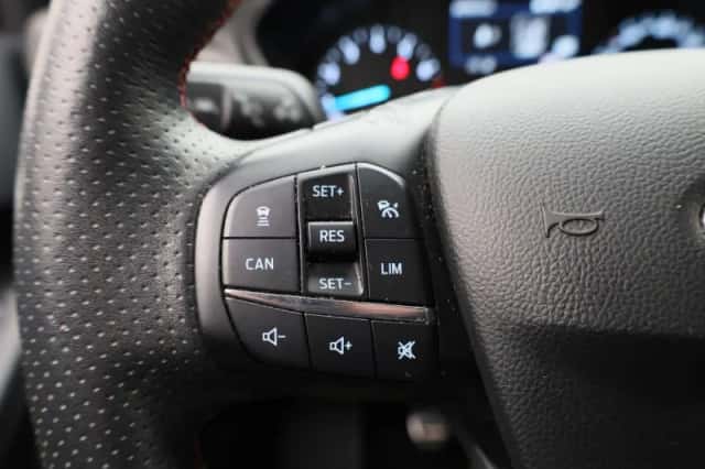 Ford Focus (2020) thumbnail 18