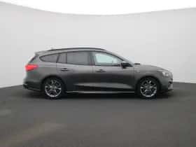 Ford Focus thumbnail 6