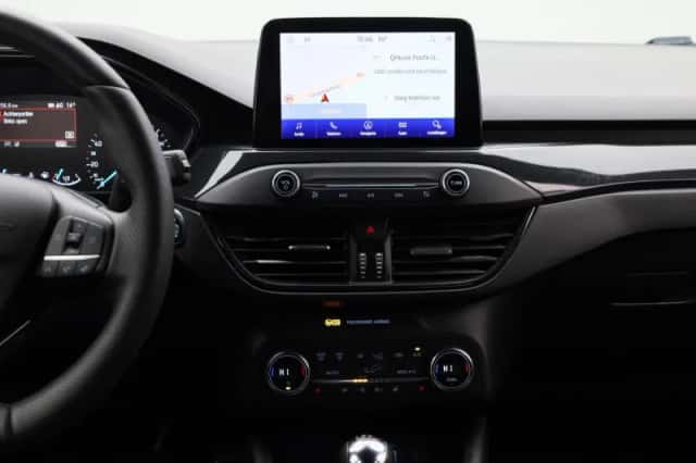 Ford Focus (2020) thumbnail 8