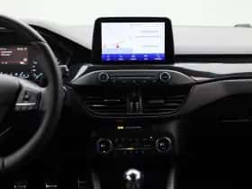 Ford Focus thumbnail 8