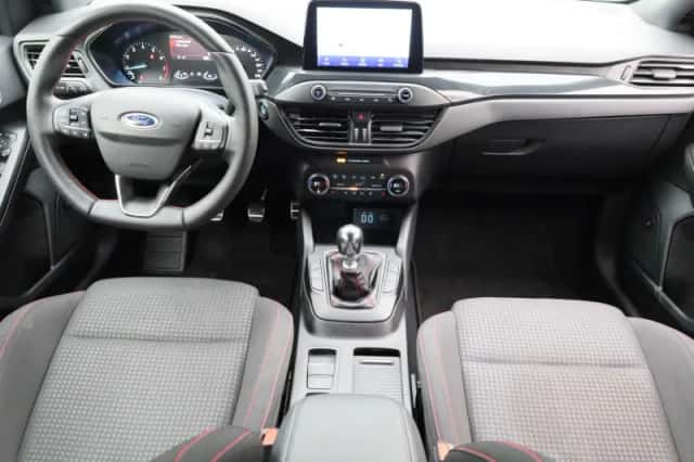 Ford Focus (2020) thumbnail 9