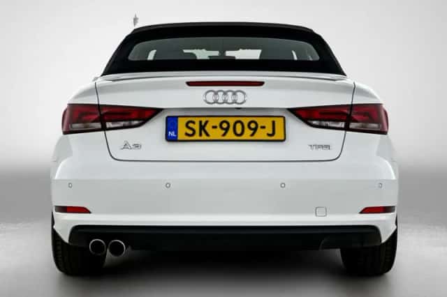 Audi A3 (2016) thumbnail 3