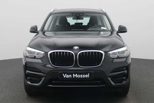 BMW X3 (2021) thumbnail 3