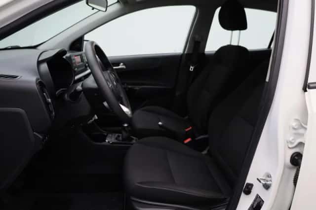 Kia Picanto (2021) thumbnail 9