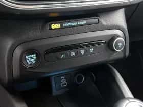 Ford Focus thumbnail 8