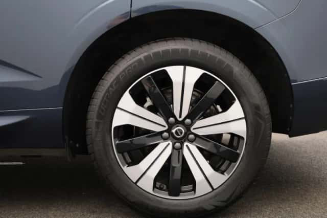 Volvo XC60 (2023) thumbnail 13