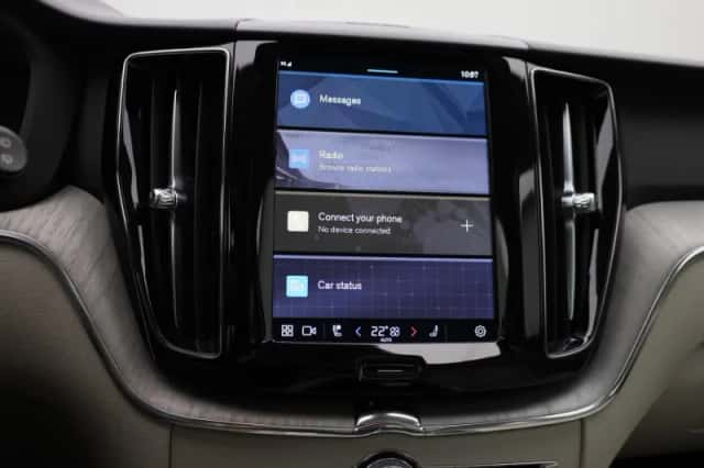 Volvo XC60 (2023) thumbnail 17