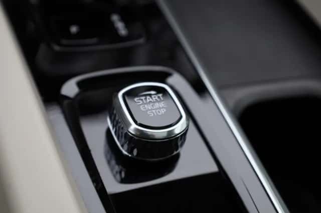 Volvo XC60 (2023) thumbnail 23