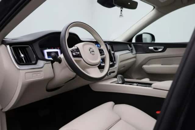 Volvo XC60 (2023) thumbnail 33