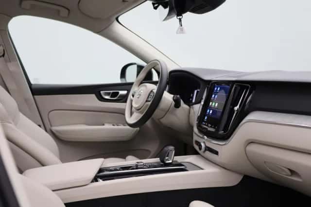 Volvo XC60 (2023) thumbnail 34