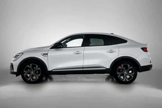 Renault Arkana (2021) thumbnail 2