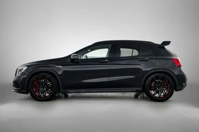 Mercedes-Benz GLA (2015) thumbnail 2