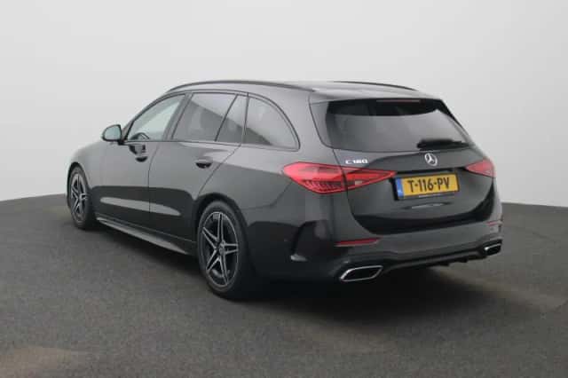 Mercedes-Benz C-Klasse (2023) thumbnail 2