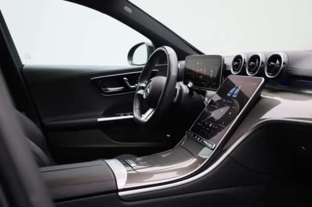 Mercedes-Benz C-Klasse (2023) thumbnail 41