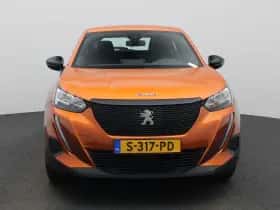 Peugeot 2008 (2023) thumbnail 3