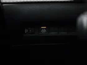 Peugeot 2008 (2023) thumbnail 24
