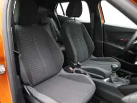 Peugeot 2008 (2023) thumbnail 37