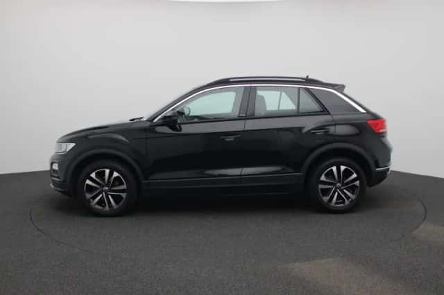 Volkswagen T-Roc (2021) thumbnail 4