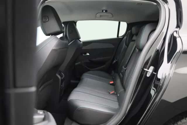 Peugeot 308 (2023) thumbnail 12