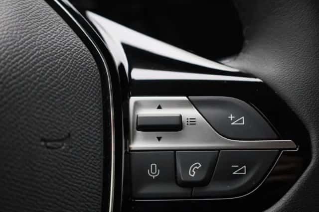 Peugeot 308 (2023) thumbnail 22