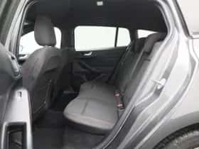 Ford Focus (2023) thumbnail 12