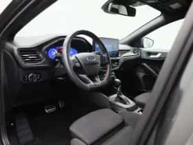 Ford Focus (2023) thumbnail 28