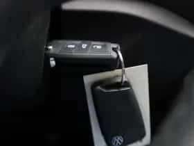 Volkswagen T-Roc thumbnail 21