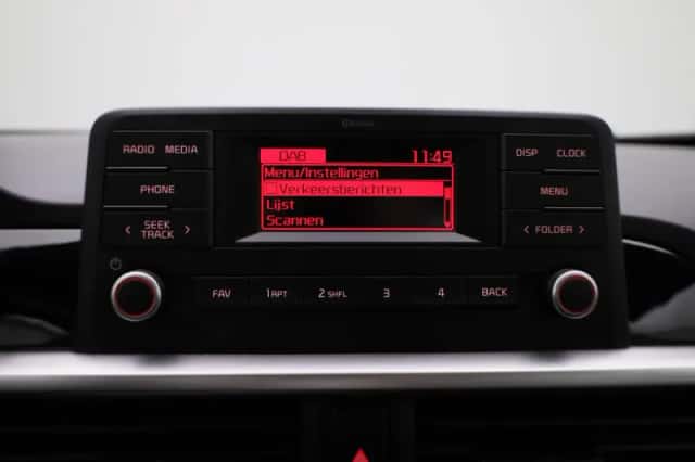 Kia Picanto (2021) thumbnail 19