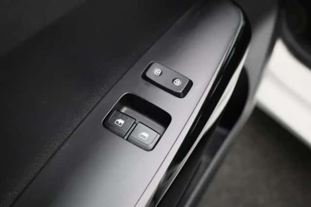 Kia Picanto (2021) thumbnail 24
