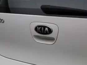 Kia Picanto thumbnail 32